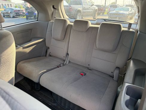 Used 2016 Honda Odyssey SE image 9
