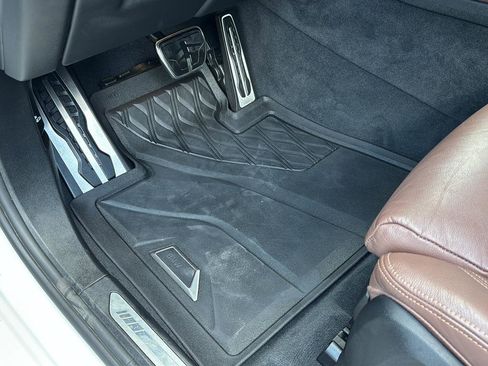 Used 2021 BMW X5 sDrive40i w/ M Sport Package RWD image 13