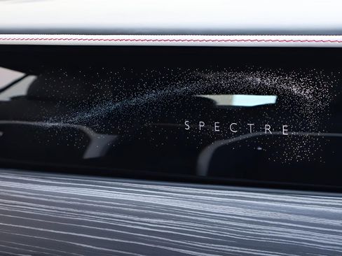 New 2026 Rolls-Royce Spectre image 24