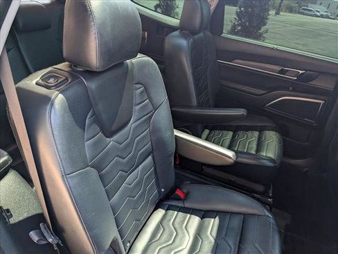 Used 2022 Kia Telluride SX w/ SX Prestige Package AWD/4WD image 17
