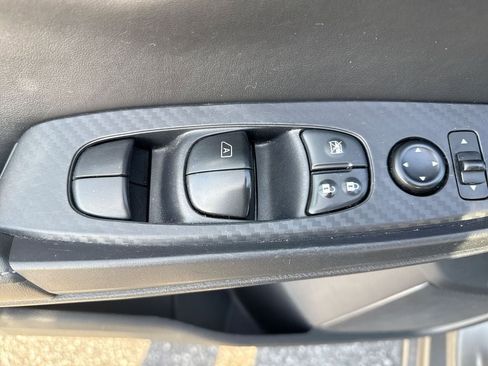 Used 2024 Nissan Sentra SV image 22