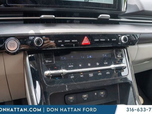 Used 2022 Kia Carnival SX FWD image 10