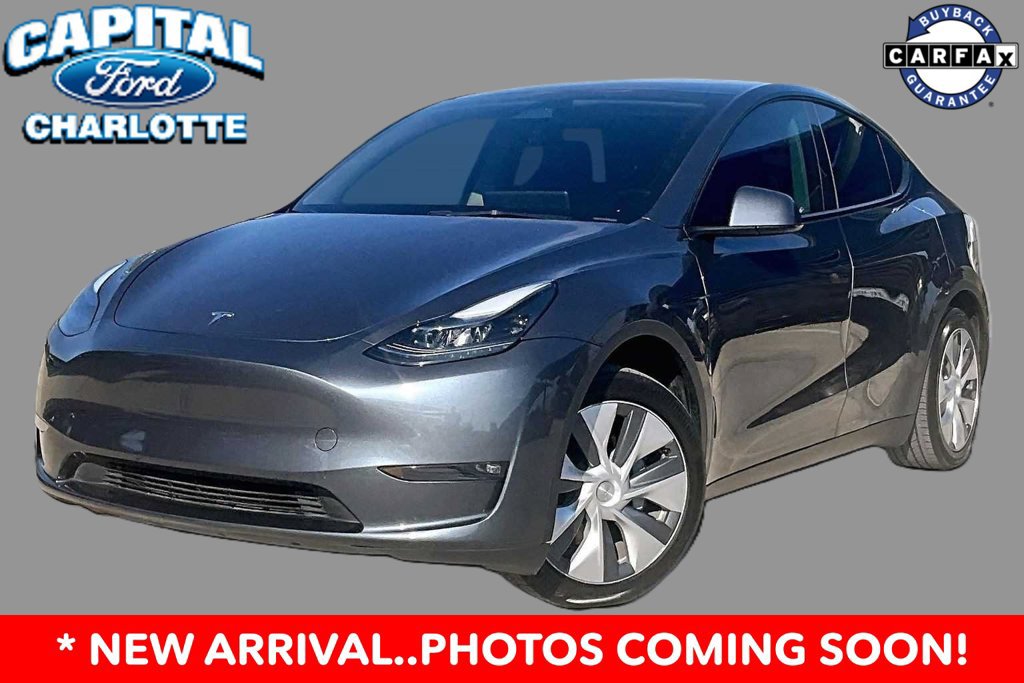 Used 2023 Tesla Model Y Long Range AWD/4WD image 2