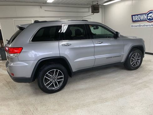 Used 2019 Jeep Grand Cherokee Limited w/ Luxury Group II image 8
