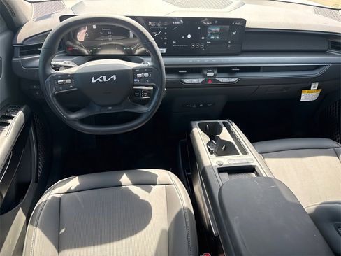 New 2024 Kia EV9 Light image 24