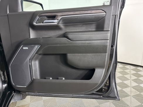 Used 2024 Chevrolet Silverado 1500 LTZ w/ Z71 Off-Road Package image 26