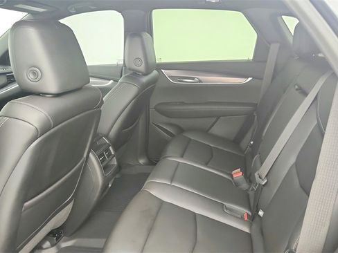 Used 2022 Cadillac XT5 Luxury w/ LPO, Floor Liner Package image 21
