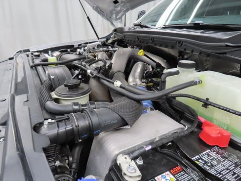 Used 2025 Ford F250 Platinum image 26