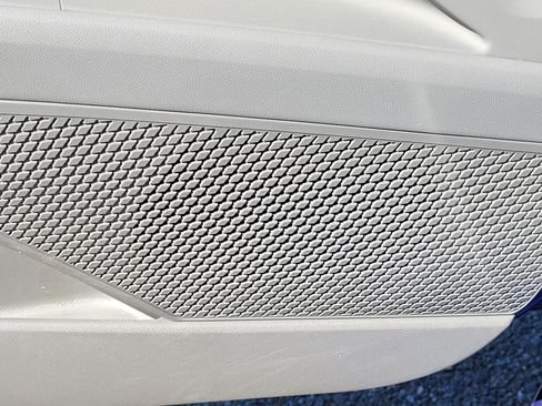 Certified 2025 Hyundai Elantra Sport image 22