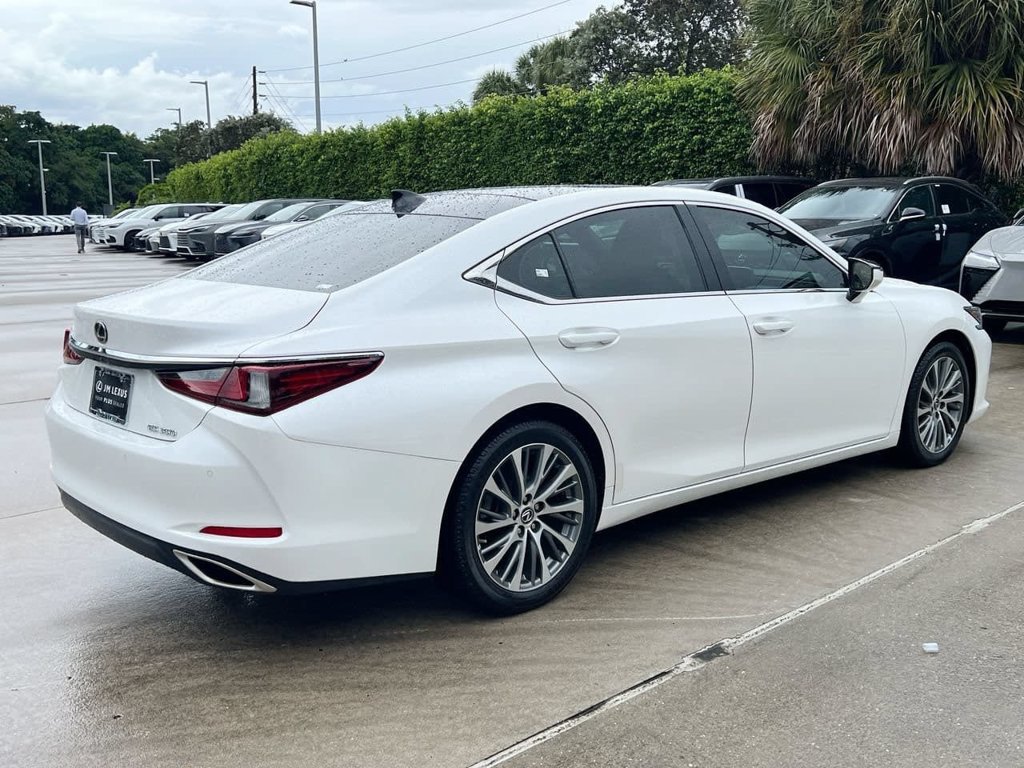 Used 2019 Lexus ES 350 w/ Accessory Package 2 FWD image 7