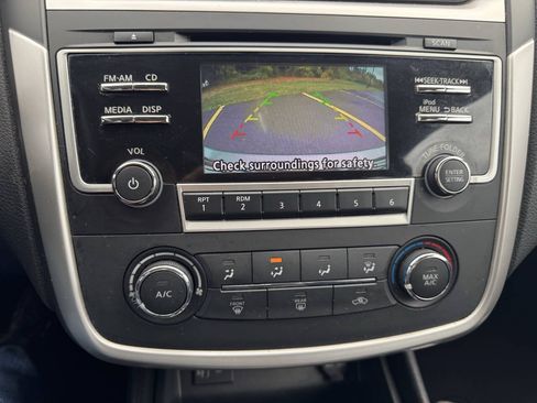 Used 2018 Nissan Altima 2.5 S FWD image 13