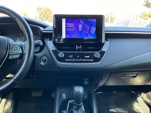 Used 2024 Toyota Corolla SE w/ SE Package FWD image 15