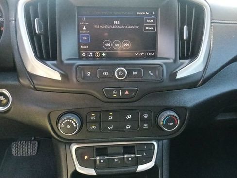 Used 2022 GMC Terrain SLE w/ Elevation Edition FWD image 21