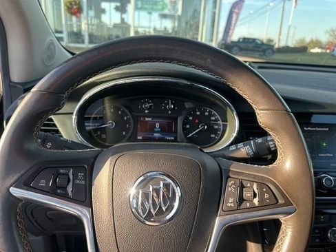 Used 2022 Buick Encore Preferred w/ Safety Package image 26