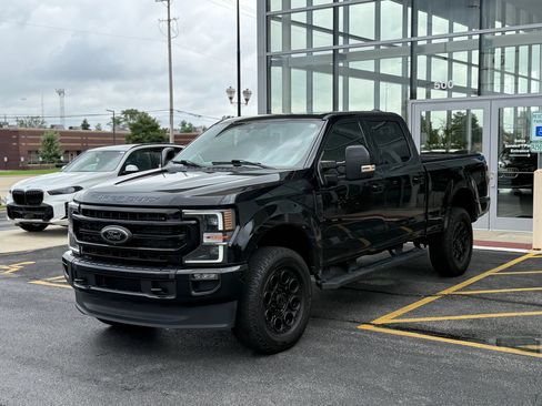 Used 2022 Ford F250 Lariat w/ Lariat Ultimate Package AWD/4WD image 3