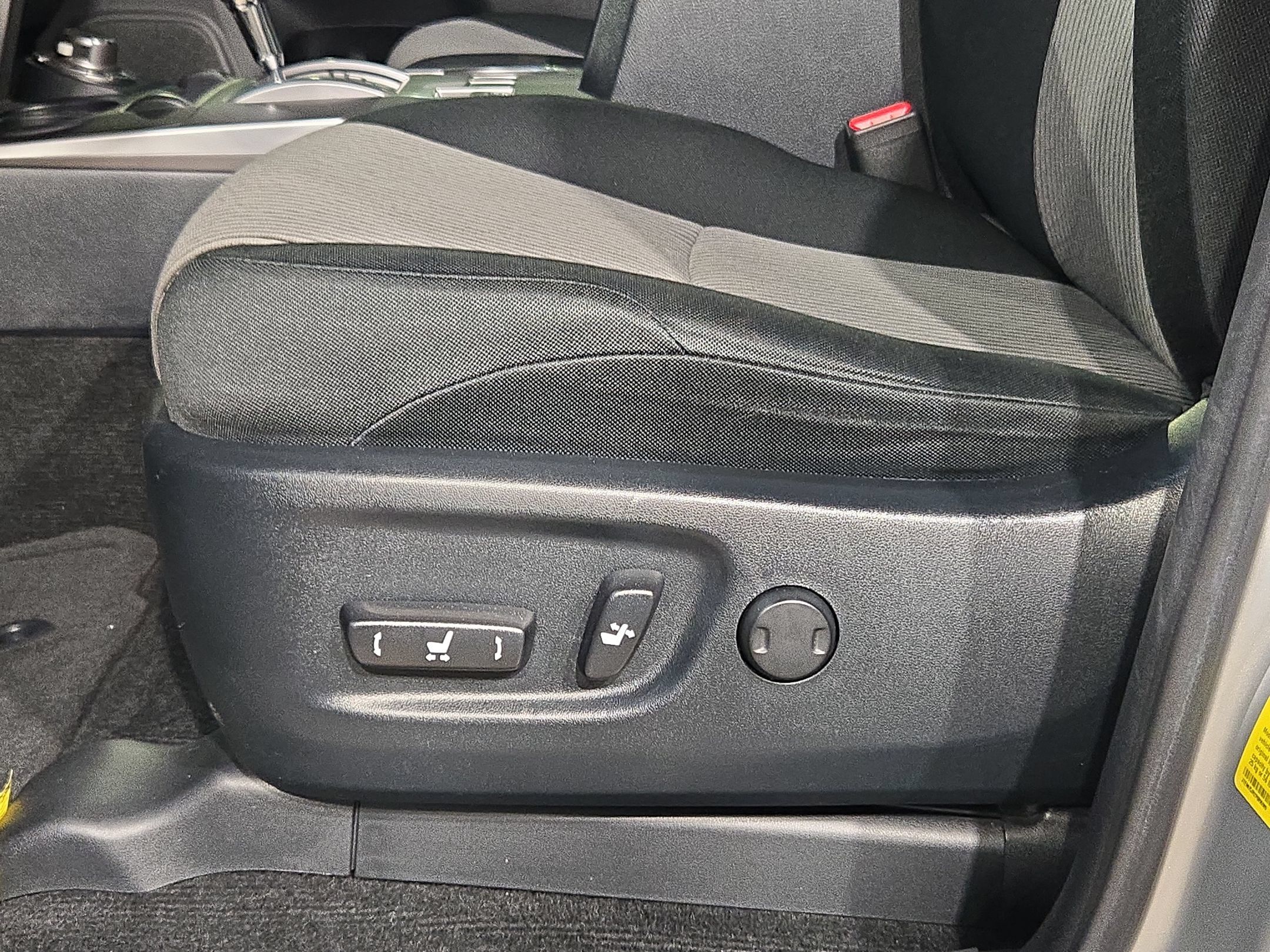Used 2023 Toyota 4Runner SR5 AWD/4WD image 23