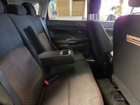 Used 2017 Mitsubishi Outlander Sport SE image 59