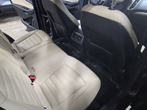 Used 2024 Ford Edge SEL w/ Convenience Package AWD/4WD image 12