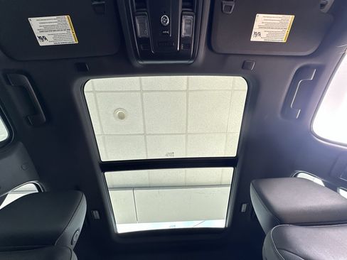 Certified 2021 Chevrolet Tahoe Z71 AWD/4WD image 18