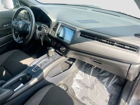 Used 2021 Honda HR-V Sport image 26
