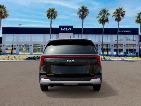New 2026 Kia Carnival LXS image 5