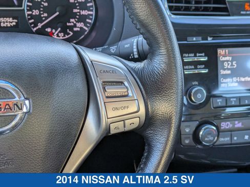 Used 2014 Nissan Altima 2.5 SV w/ Convenience Package image 20