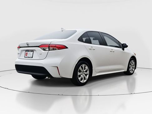 Certified 2024 Toyota Corolla LE image 5