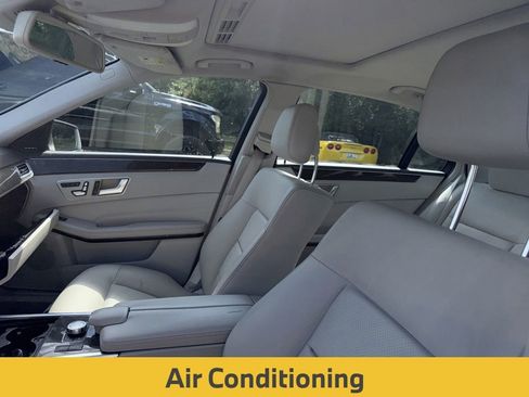 Used 2014 Mercedes-Benz E 350 Sedan image 17