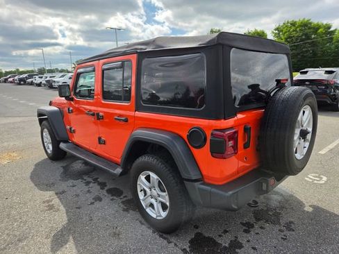 Used 2018 Jeep Wrangler Unlimited Sport S AWD/4WD image 13