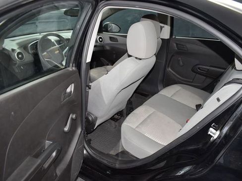 Used 2017 Chevrolet Sonic LS image 23