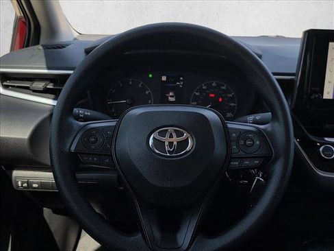 Used 2024 Toyota Corolla LE image 18