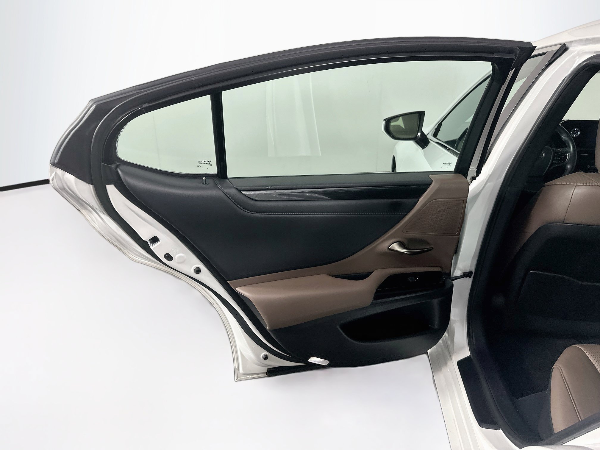 Used 2022 Lexus ES 350 w/ Accessory Package FWD image 26