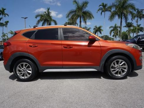 Used 2017 Hyundai Tucson SE w/ SE Popular Package 02 FWD image 16