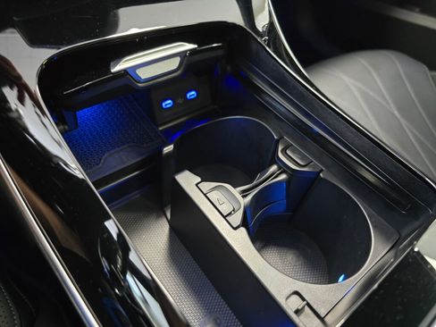 Used 2024 Mercedes-Benz C 63 AMG S image 39