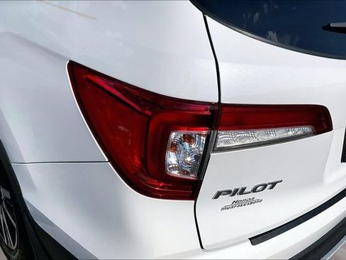 Used 2021 Honda Pilot Touring image 22