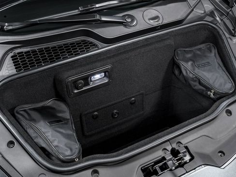 Used 2023 Lamborghini Huracan EVO image 44