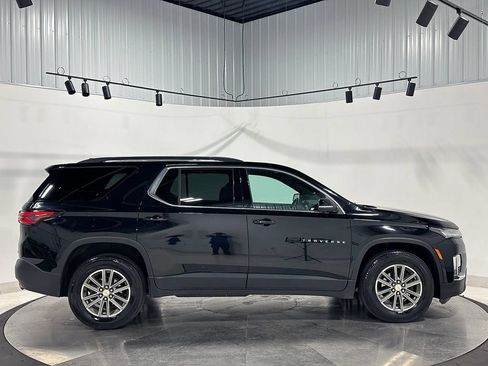 Used 2023 Chevrolet Traverse LT AWD/4WD image 10