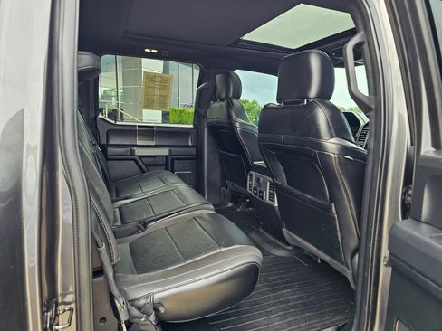 Used 2019 Ford F150 Raptor w/ Equipment Group 802A Luxury AWD/4WD image 39