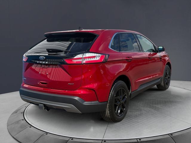 Used 2024 Ford Edge SEL w/ Convenience Package AWD/4WD image 5