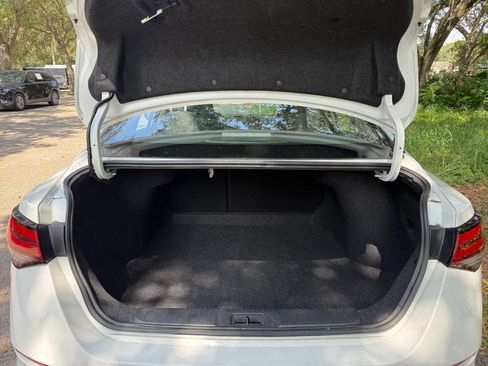 Used 2025 Nissan Sentra S FWD image 28