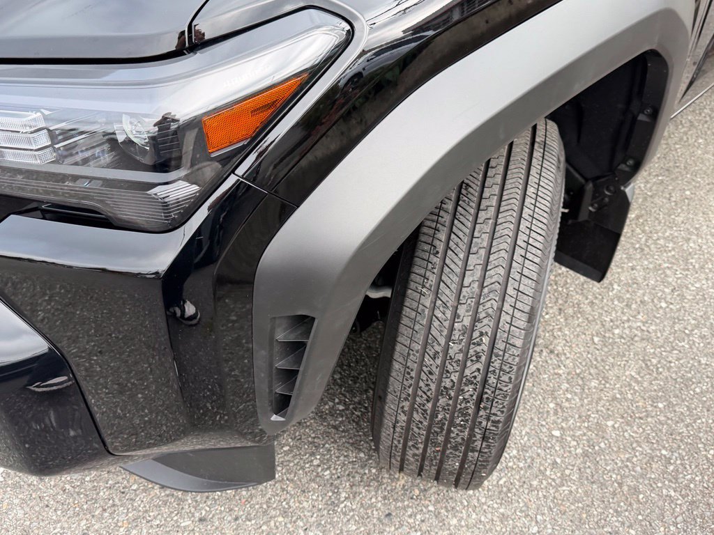 Certified 2026 Toyota 4Runner SR5 AWD/4WD image 3