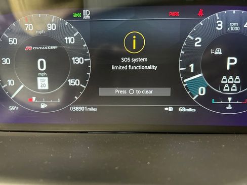 Used 2022 Land Rover Discovery HSE R-Dynamic AWD/4WD image 26