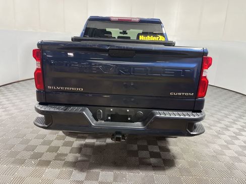 Used 2021 Chevrolet Silverado 1500 Custom w/ Safety Confidence Package AWD/4WD image 4