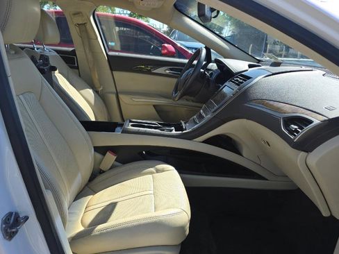 Used 2013 Lincoln MKZ AWD image 8