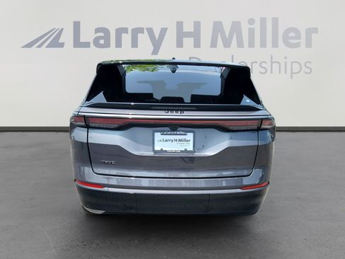 New 2025 Jeep Wagoneer S Limited image 4