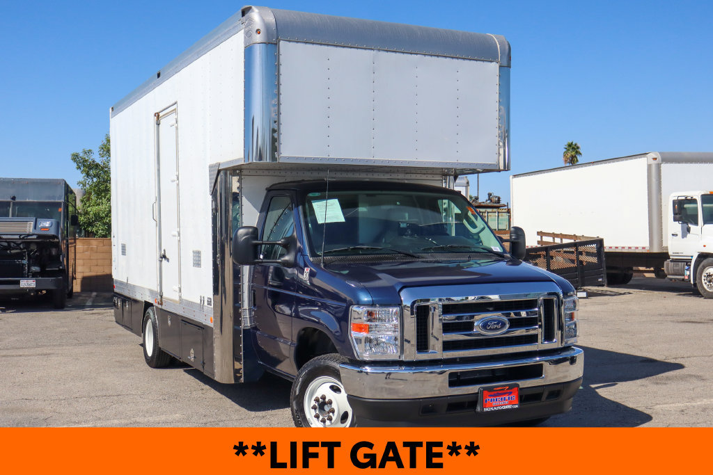 Used 2024 Ford E-450 and Econoline 450 Super Duty w/ Power Windows & Locks Group RWD image 2