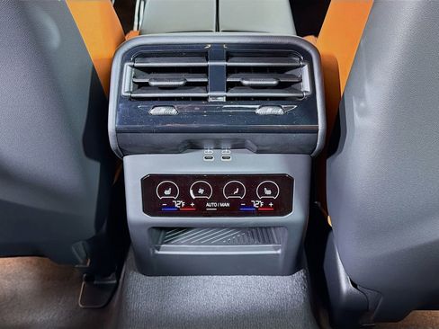 New 2026 BMW M5 w/ Carbon Package image 27