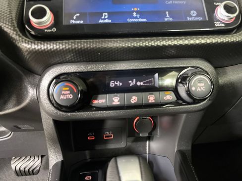 Used 2021 Nissan Kicks SV FWD image 17