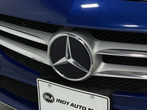 Used 2019 Mercedes-Benz C 300 4MATIC Sedan image 40