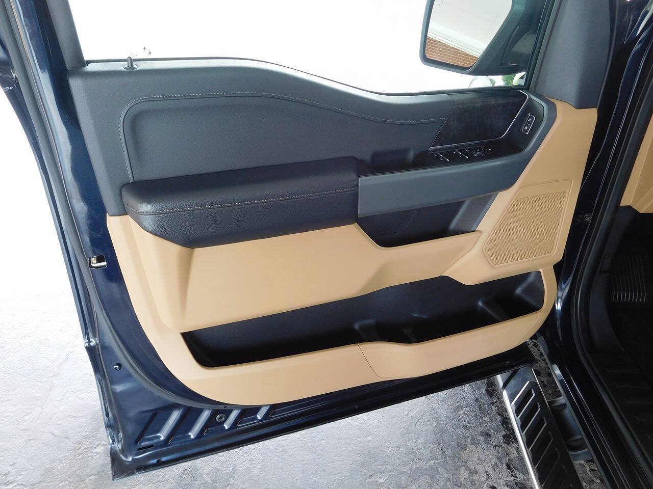 Used 2022 Ford F150 XLT w/ Equipment Group 302A High AWD/4WD image 21